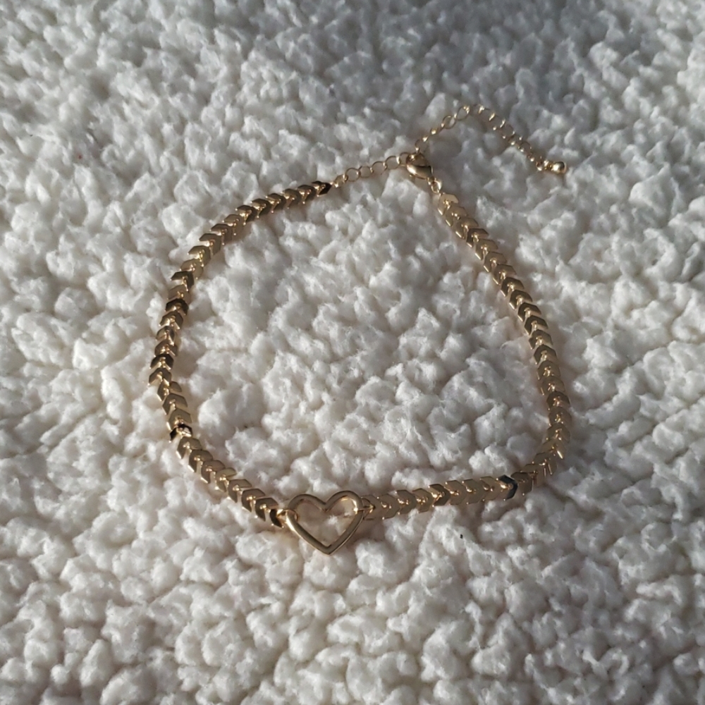 Gold Choker necklace